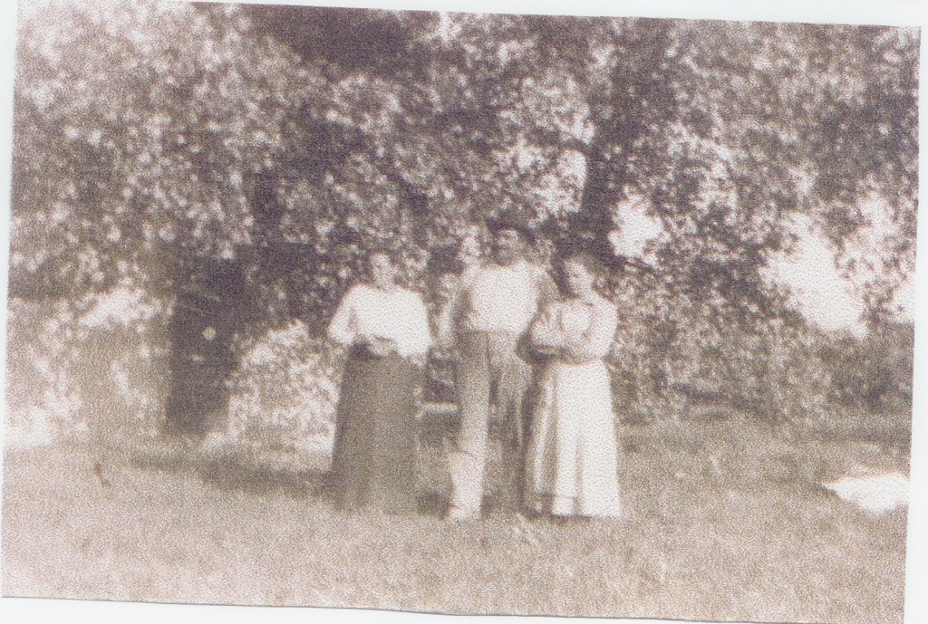 Marta W. Fuller, Archie King, Sena W. King Left to Right